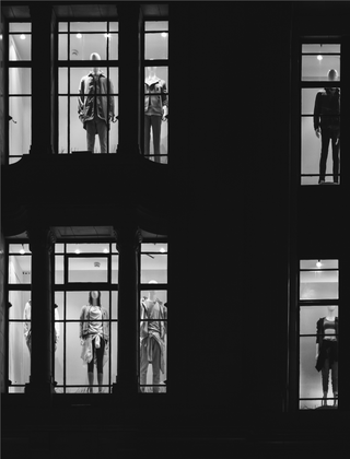 The circular fashion revolution: strategies, innovations, and legislative waves transforming the industry